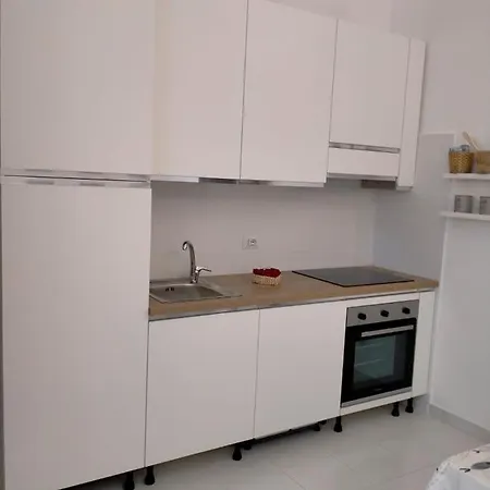 Soleil Con Piscina E Campo Da Tennis Condominiale 빌라시미우스