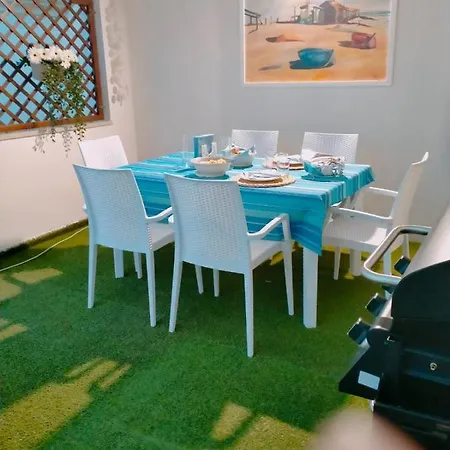 Soleil Con Piscina E Campo Da Tennis Condominiale 빌라시미우스