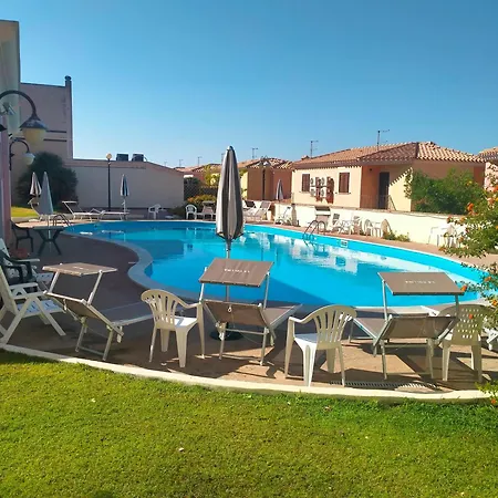 Hébergement de vacances Soleil Con Piscina E Campo Da Tennis Condominiale *