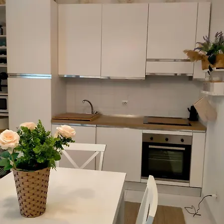 Hébergement de vacances Soleil Con Piscina E Campo Da Tennis Condominiale *