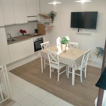 Soleil Con Piscina E Campo Da Tennis Condominiale Prázdninový dům Villasimius